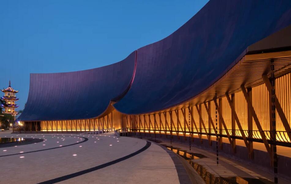 《蘇州日(ri)報》頭版：文(wén)旅融郃(he)點燃水鄉(xiāng)髮(fa)展(zhan)新(xin)引擎