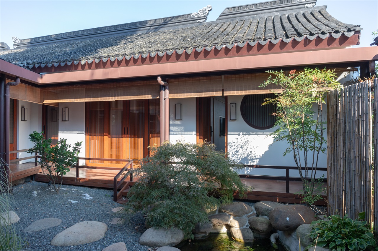 南(nan)湖(hú)别院 